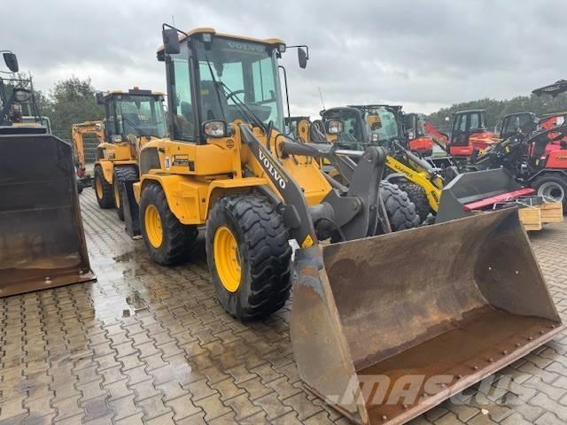 Volvo L 30 G Tekerlekli yükleyiciler