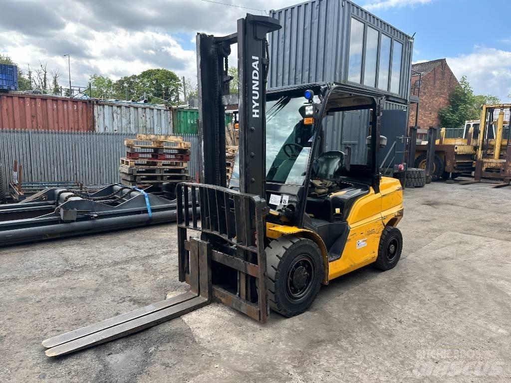Hyundai 40D-9F Dizel forkliftler