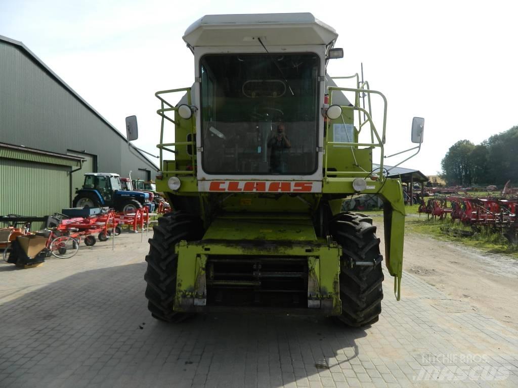 CLAAS Dominator 86 Biçerdöverler