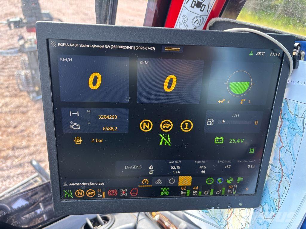 Komatsu 901XC Biçerdöverler