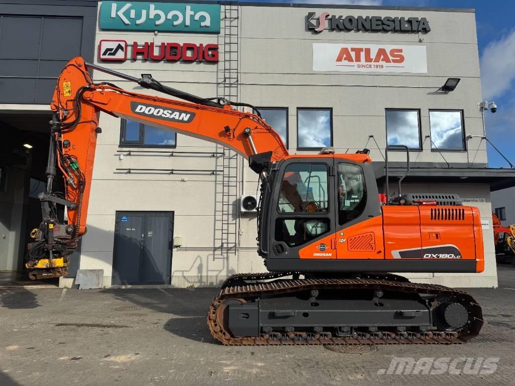 Doosan DX 180 LC-5 Paletli ekskavatörler
