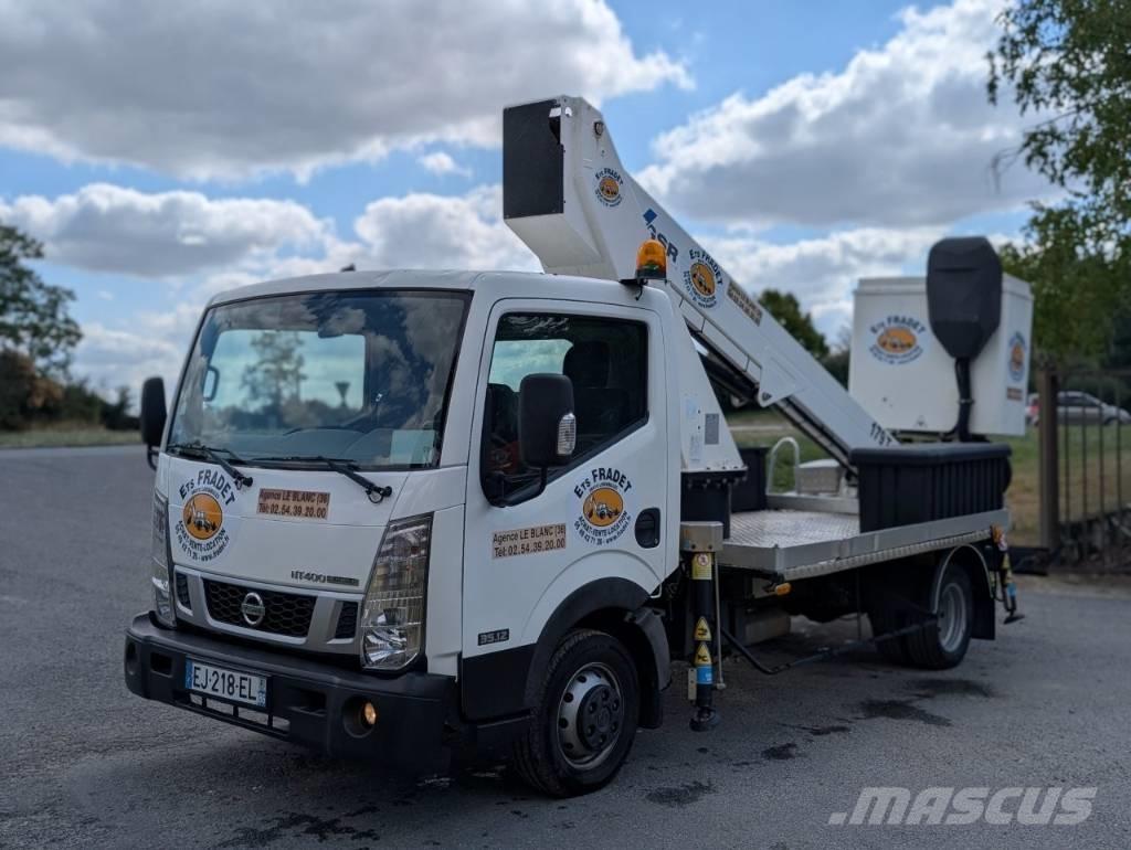 Nissan NT400 Araç üstü platformlar