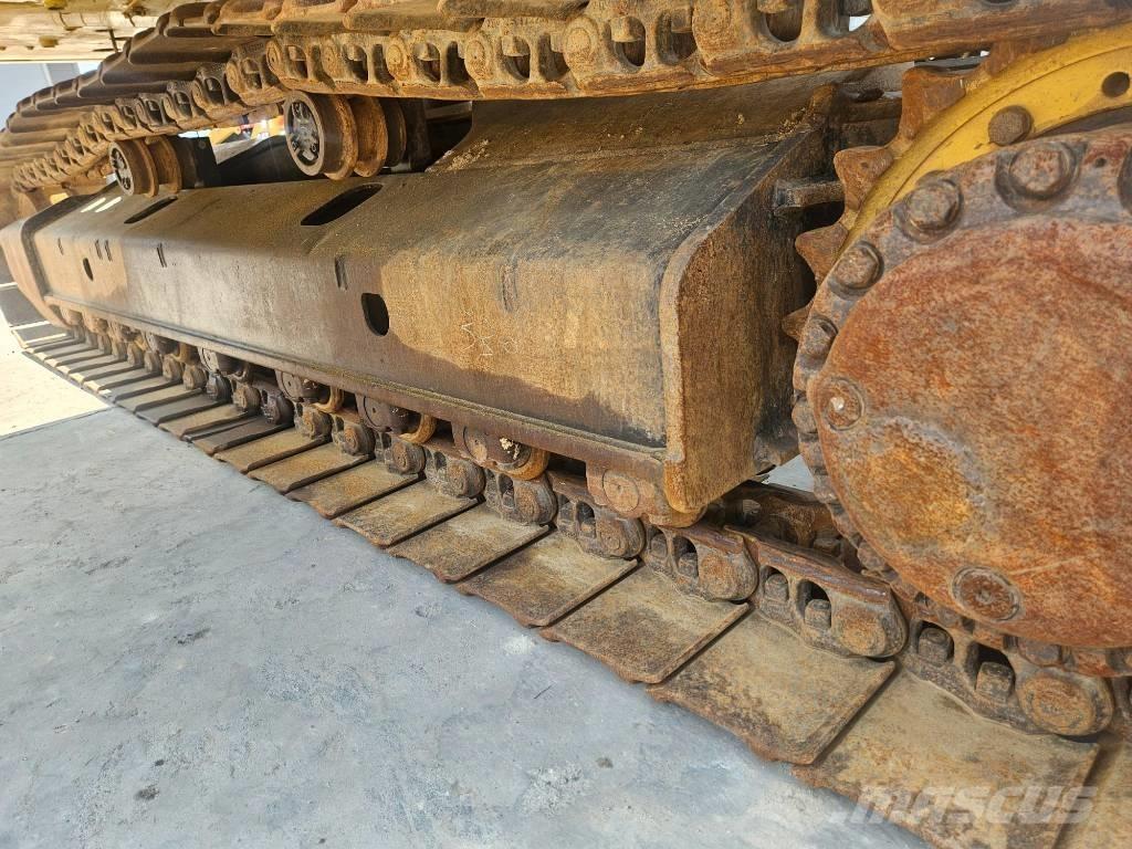 CAT 330 Paletli ekskavatörler