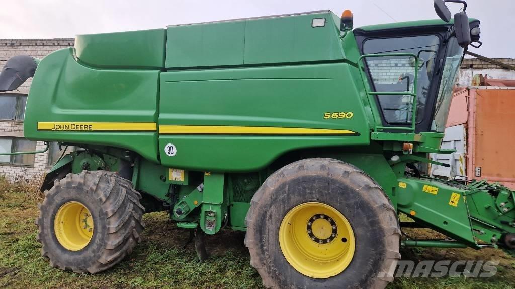 John Deere S 690 Biçerdöverler
