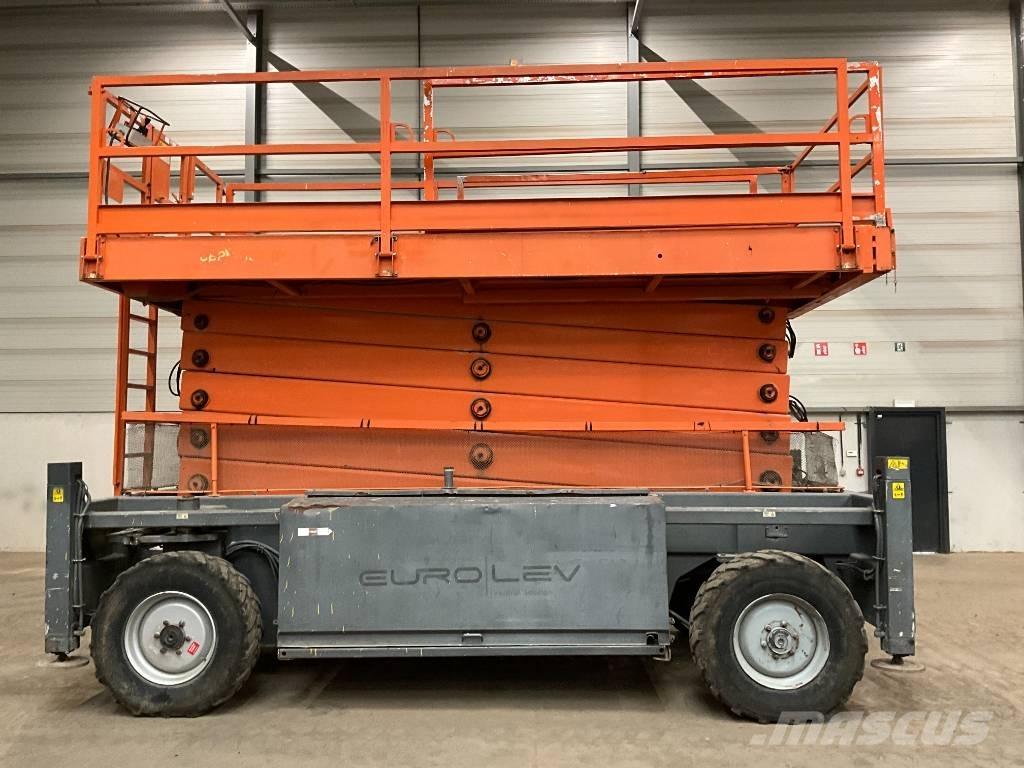 JLG 245-25 Makasli platformlar