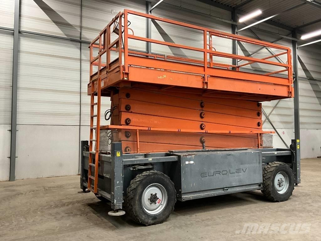 JLG 245-25 Makasli platformlar