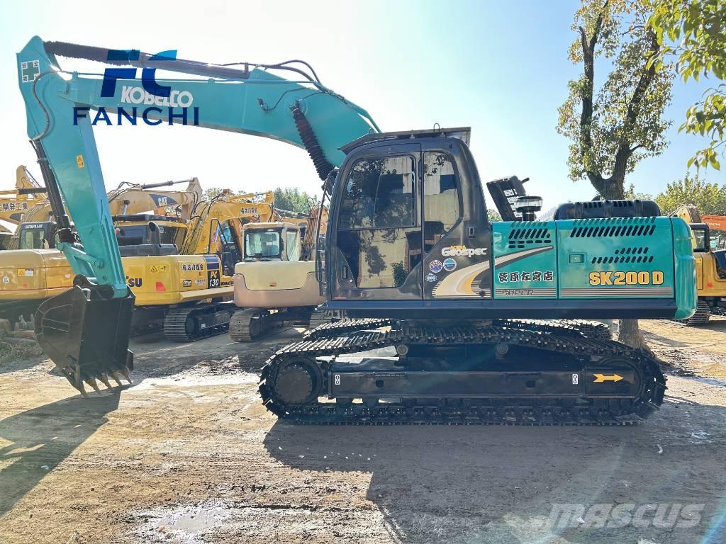 Kobelco SK 200 Paletli ekskavatörler