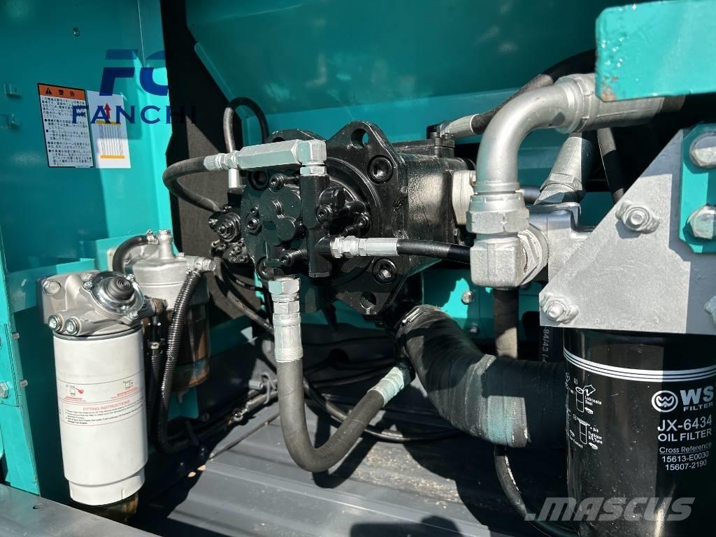 Kobelco SK 200 Paletli ekskavatörler