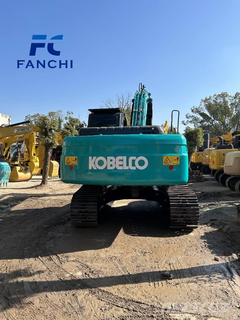 Kobelco SK 200 Paletli ekskavatörler