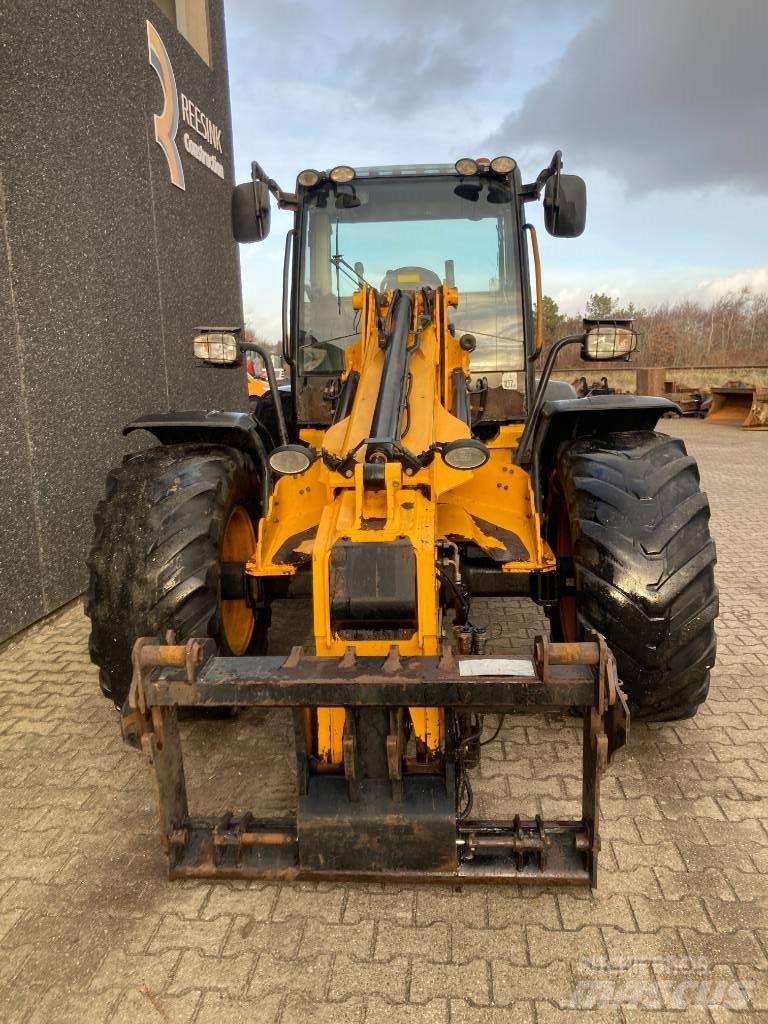 JCB TM 310 S Tarimsal teleskopik yükleyiciler