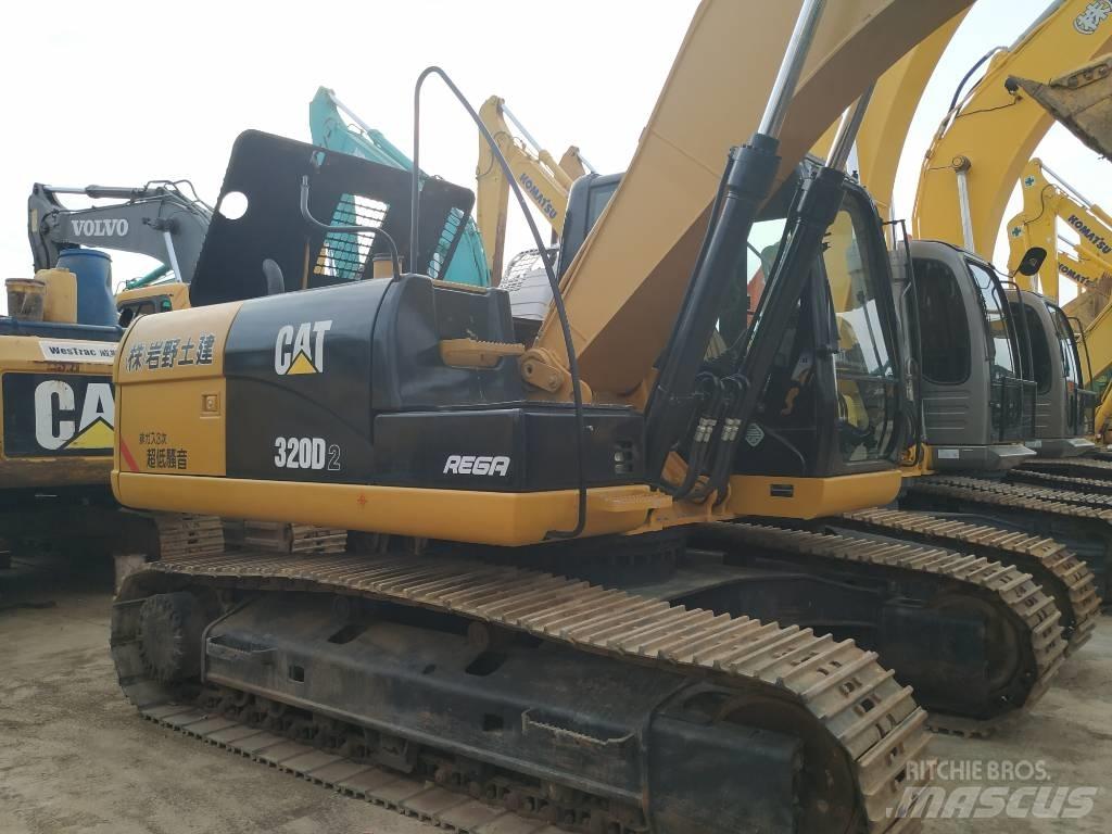 CAT 320 D Paletli ekskavatörler