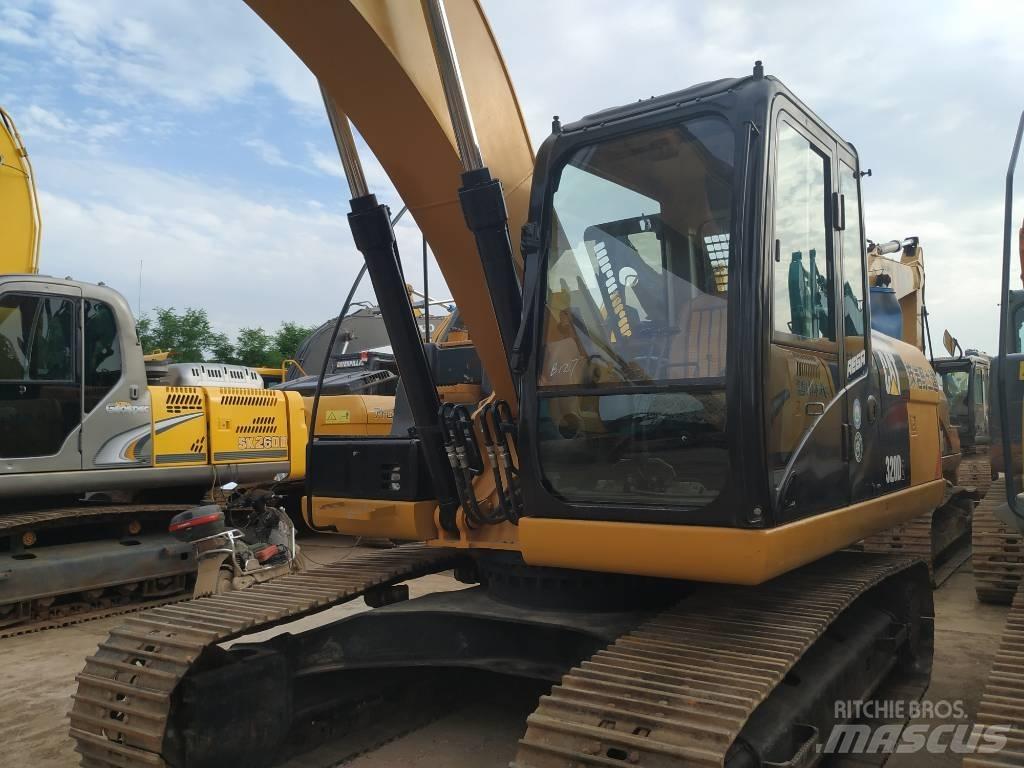 CAT 320 D Paletli ekskavatörler