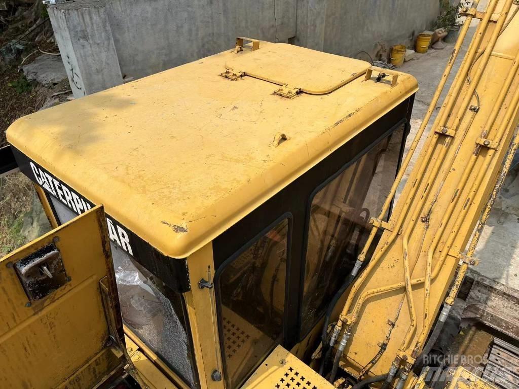 CAT 307 Paletli ekskavatörler