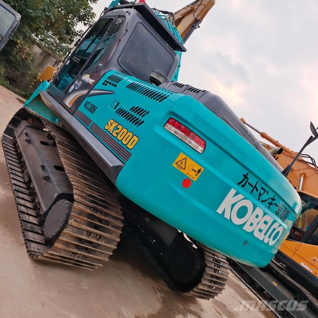 Kobelco SK 200-8 Paletli ekskavatörler