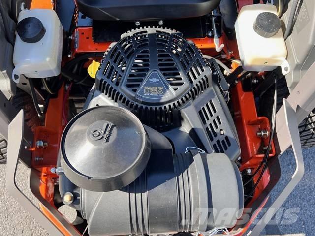 Husqvarna Z560X Sıfır dönüşlü çim biçme makineleri