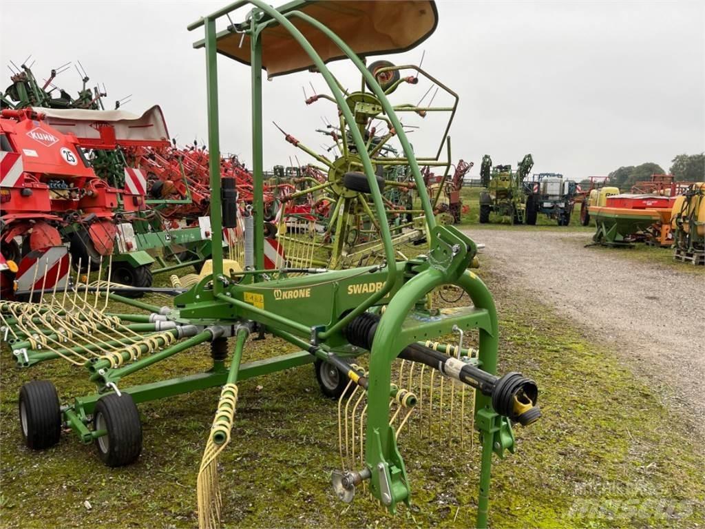 Krone SWADRO S 460 Kendi yürür saman makinaları