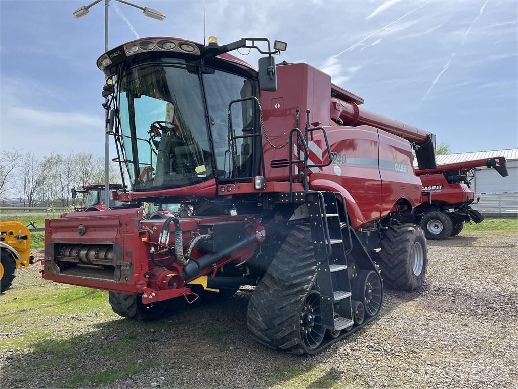 Case IH AF 7240 Biçerdöverler