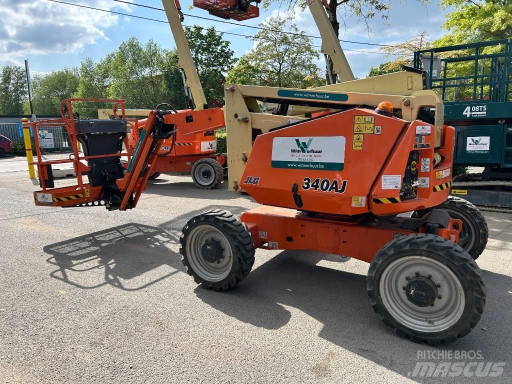 JLG 340 AJ Körüklü personel platformları