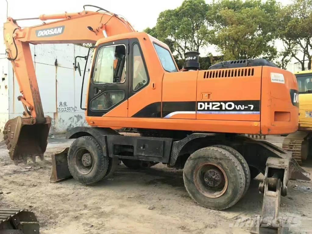 Doosan DH210W-7 Lastik tekerli ekskavatörler