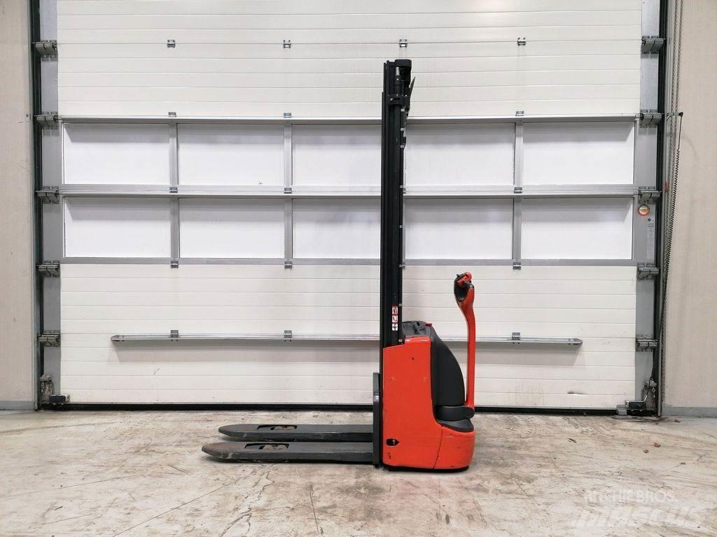 Linde L10 Yaya kumandali istif makinasi