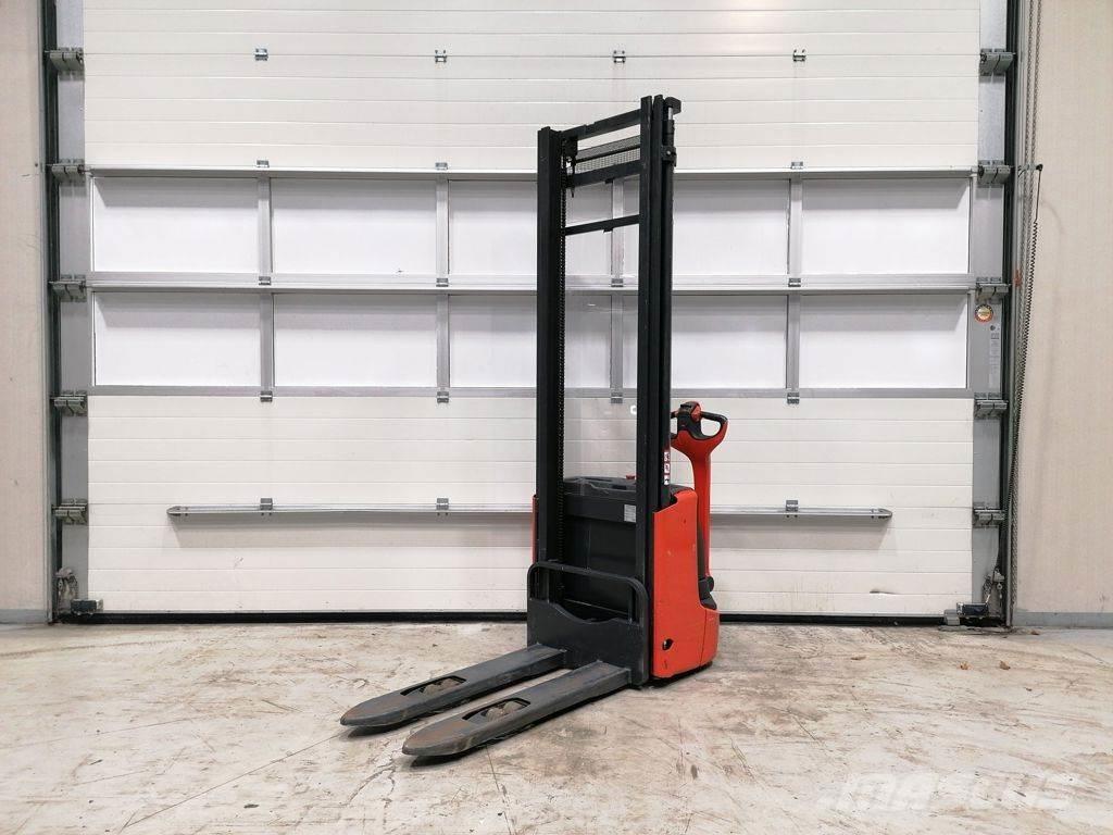 Linde L10 Yaya kumandali istif makinasi