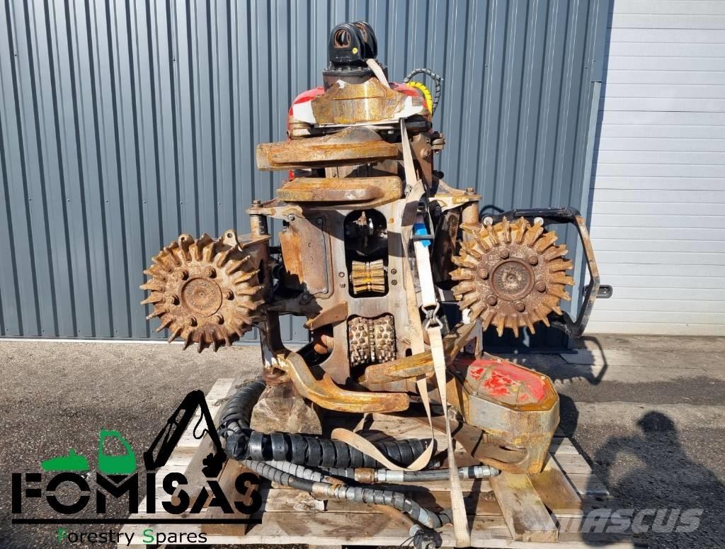 Komatsu C144 Agaç kesme robotlari