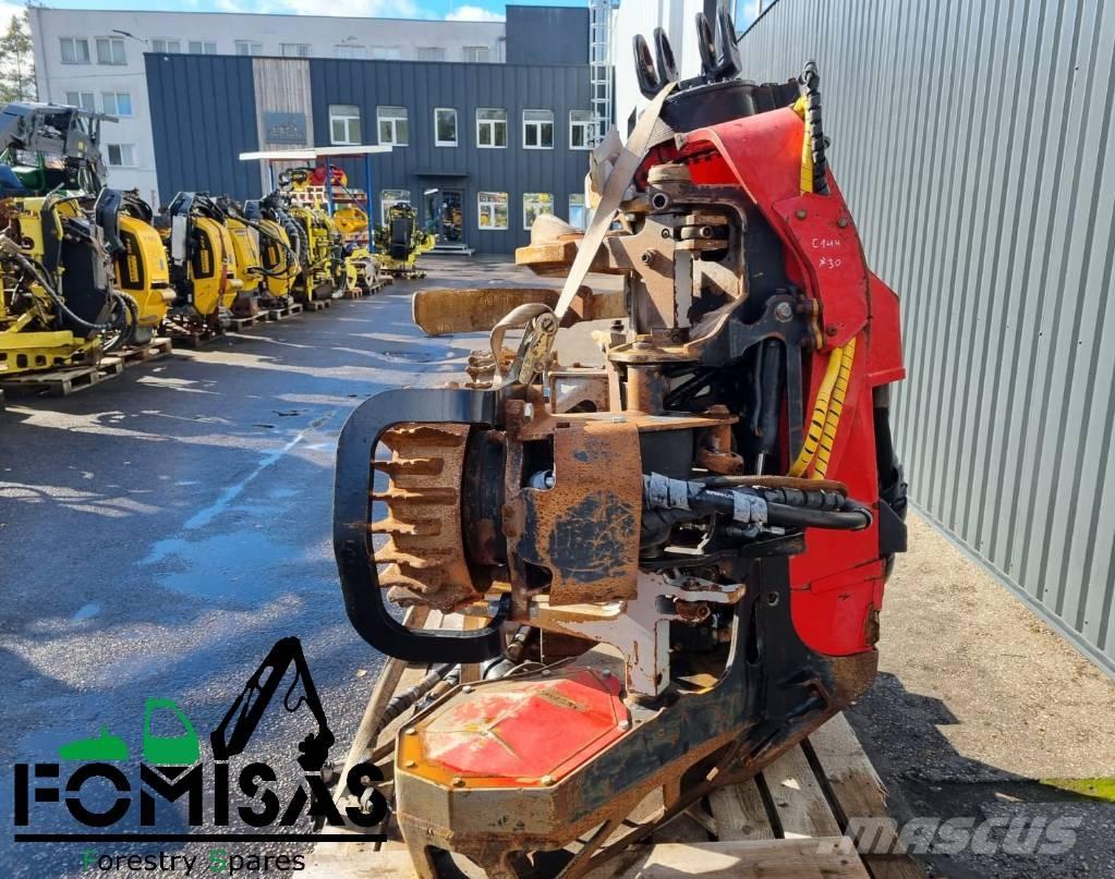 Komatsu C144 Agaç kesme robotlari