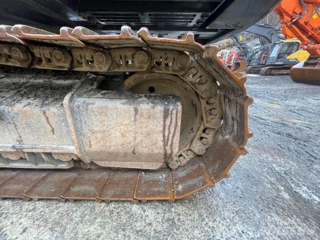Volvo EC 220 EL Paletli ekskavatörler