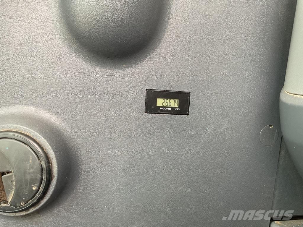 Hyundai HX145LCR Paletli ekskavatörler
