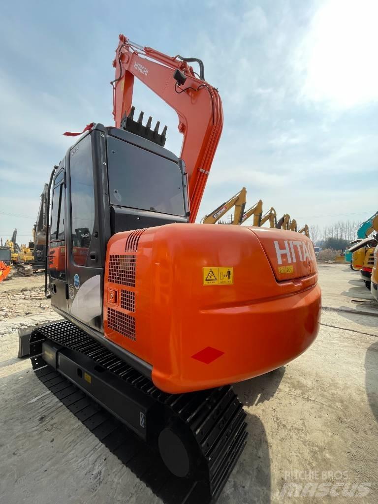 Hitachi 70 Mini ekskavatörler, 7 tona dek