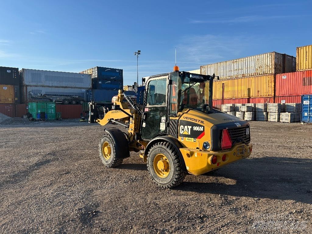 CAT 906M Tekerlekli yükleyiciler