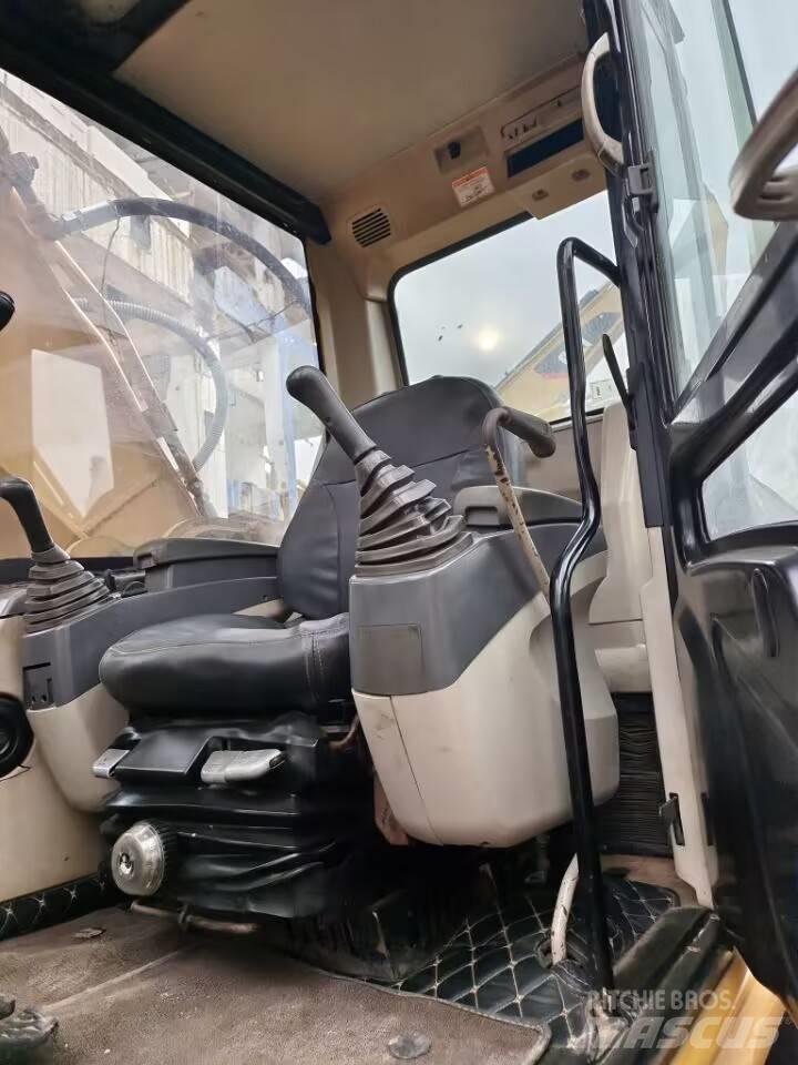 CAT 325C Paletli ekskavatörler