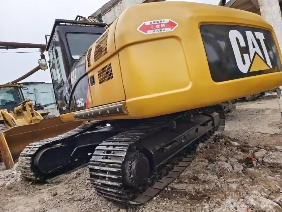 CAT 325C Paletli ekskavatörler