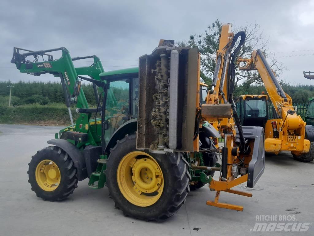 John Deere 5100 R Traktörler