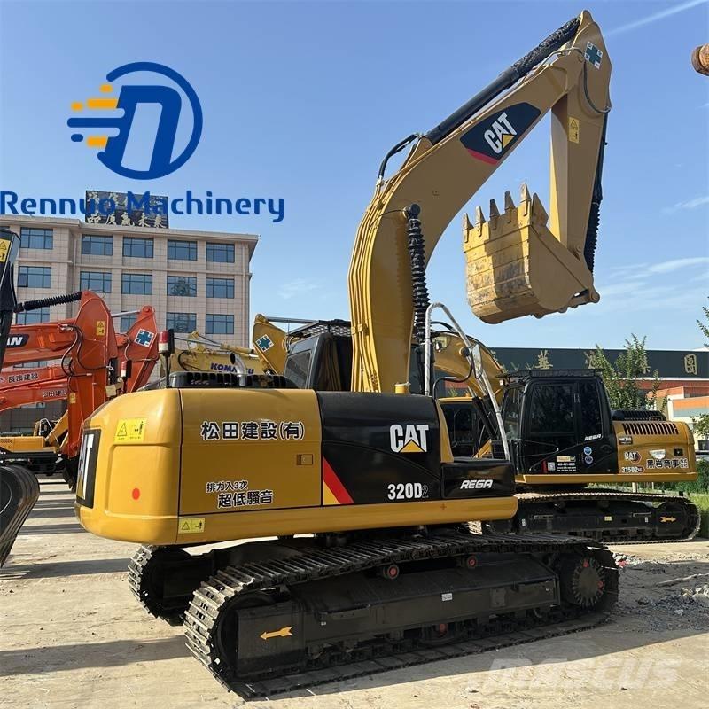 CAT 320 D2 Paletli ekskavatörler