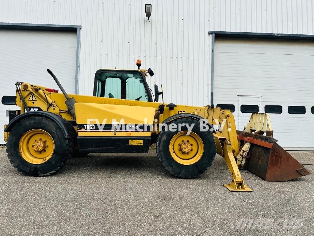 CAT TH 63 Teleskopik yükleyiciler
