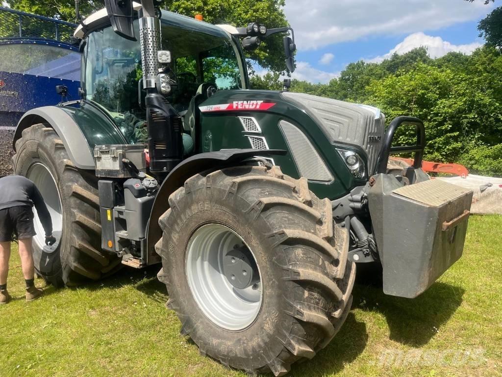 Fendt 724 Profi Plus Traktörler