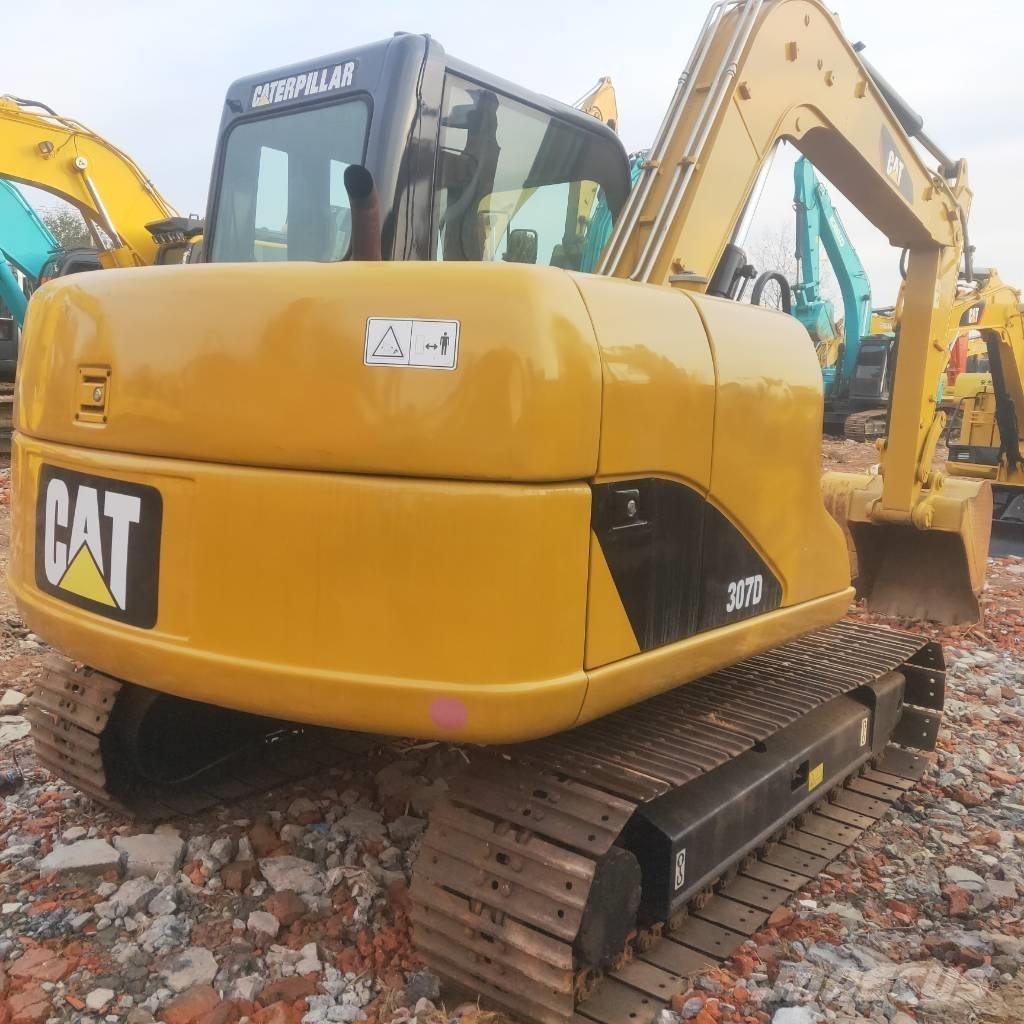 CAT 307 D Paletli ekskavatörler