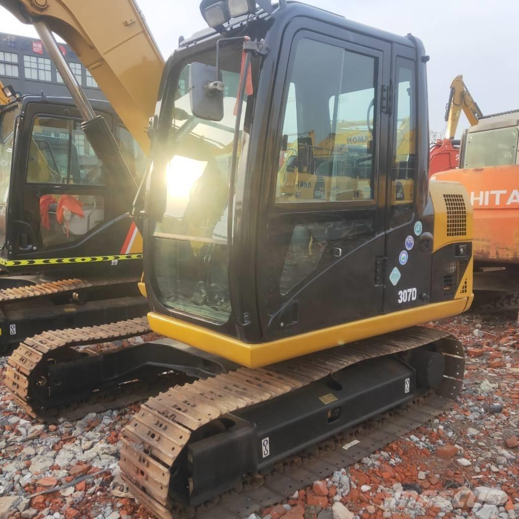 CAT 307 D Paletli ekskavatörler