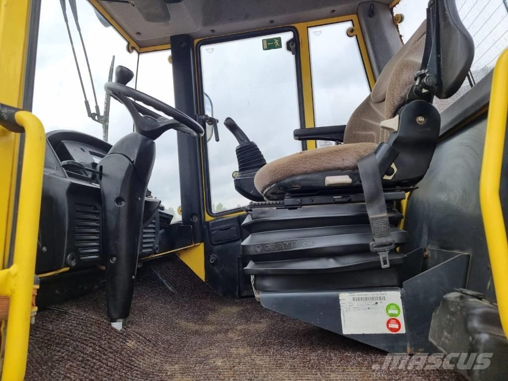 Bomag BW 213 D H-4 Tek tamburlu silindirler