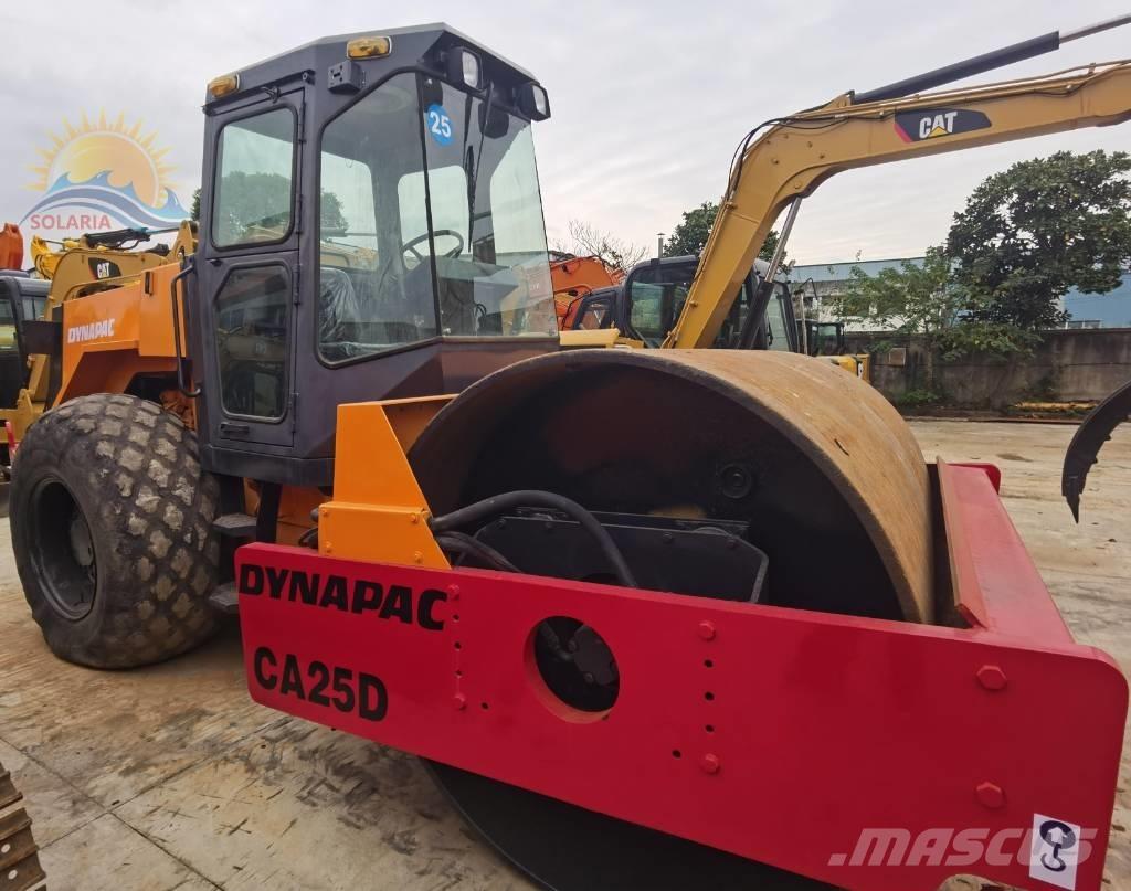 Dynapac CA 25 D Tek tamburlu silindirler