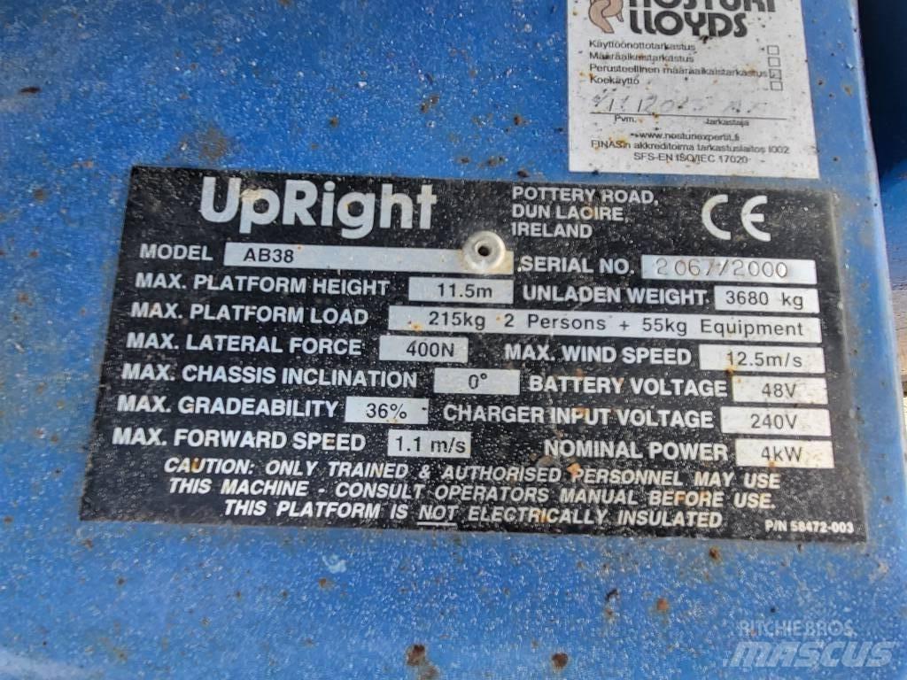 UpRight AB38N Körüklü personel platformları