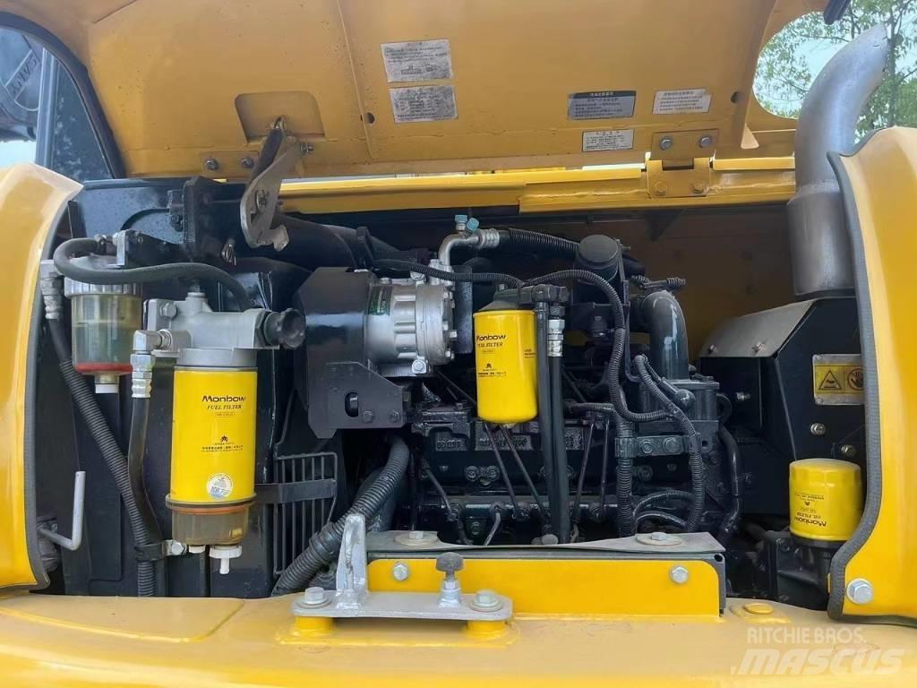 Komatsu PC70-8 Paletli ekskavatörler