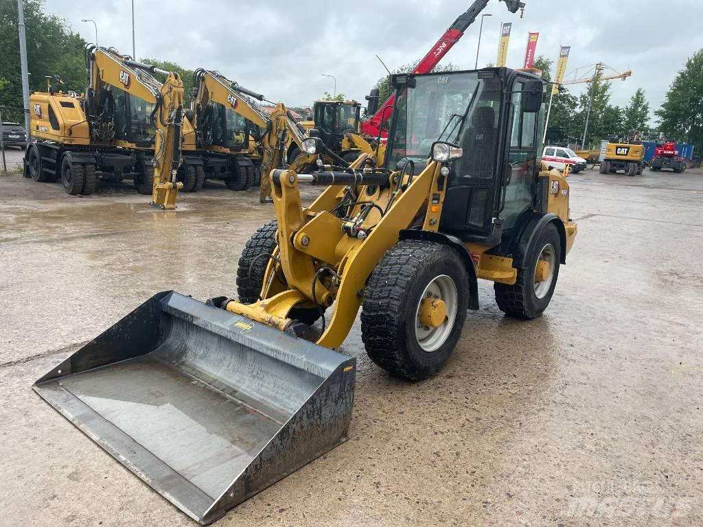 CAT 906 M Tekerlekli yükleyiciler