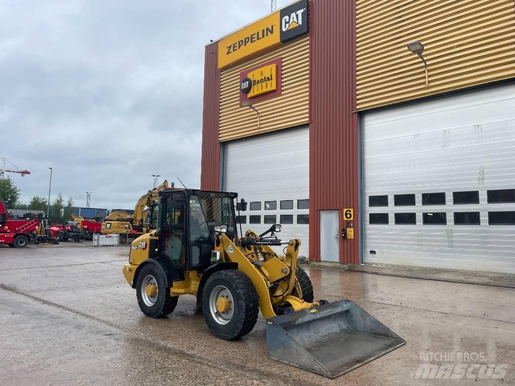CAT 906 M Tekerlekli yükleyiciler