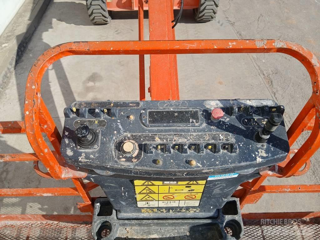 JLG 600 AJ Körüklü personel platformları