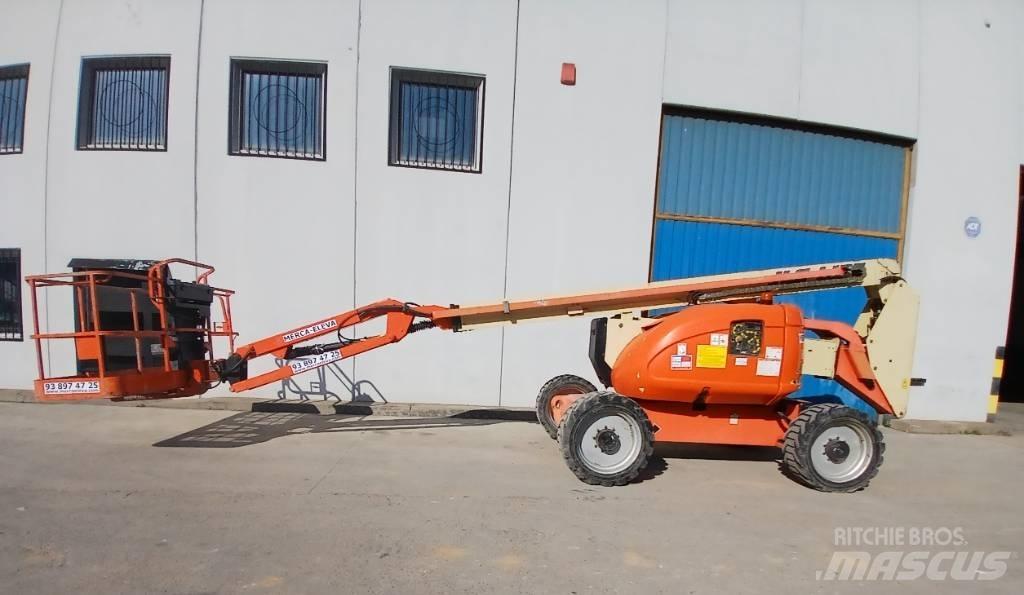 JLG 600 AJ Körüklü personel platformları