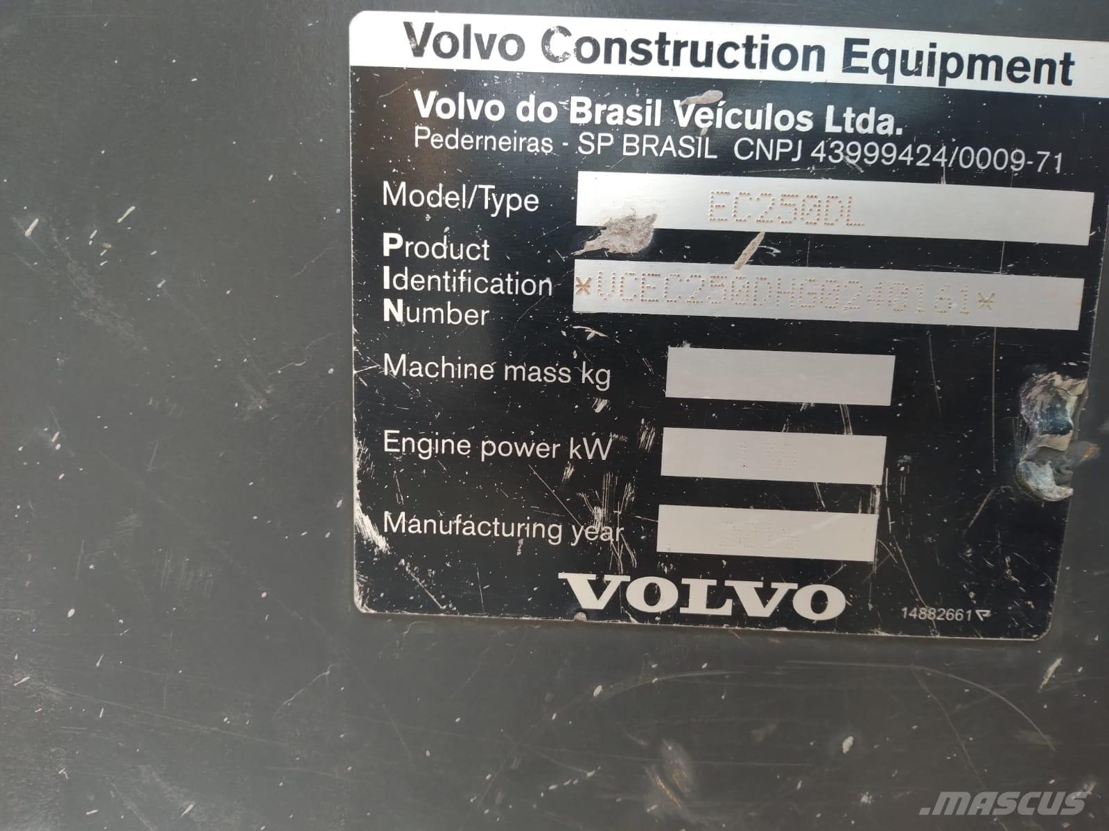 Volvo EC 250 D L Paletli ekskavatörler