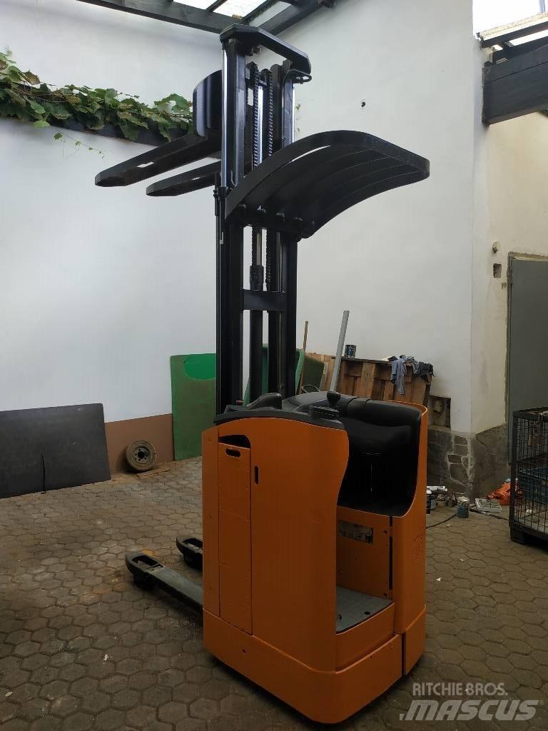 Still Aufsitzstapler Elektrikli forkliftler