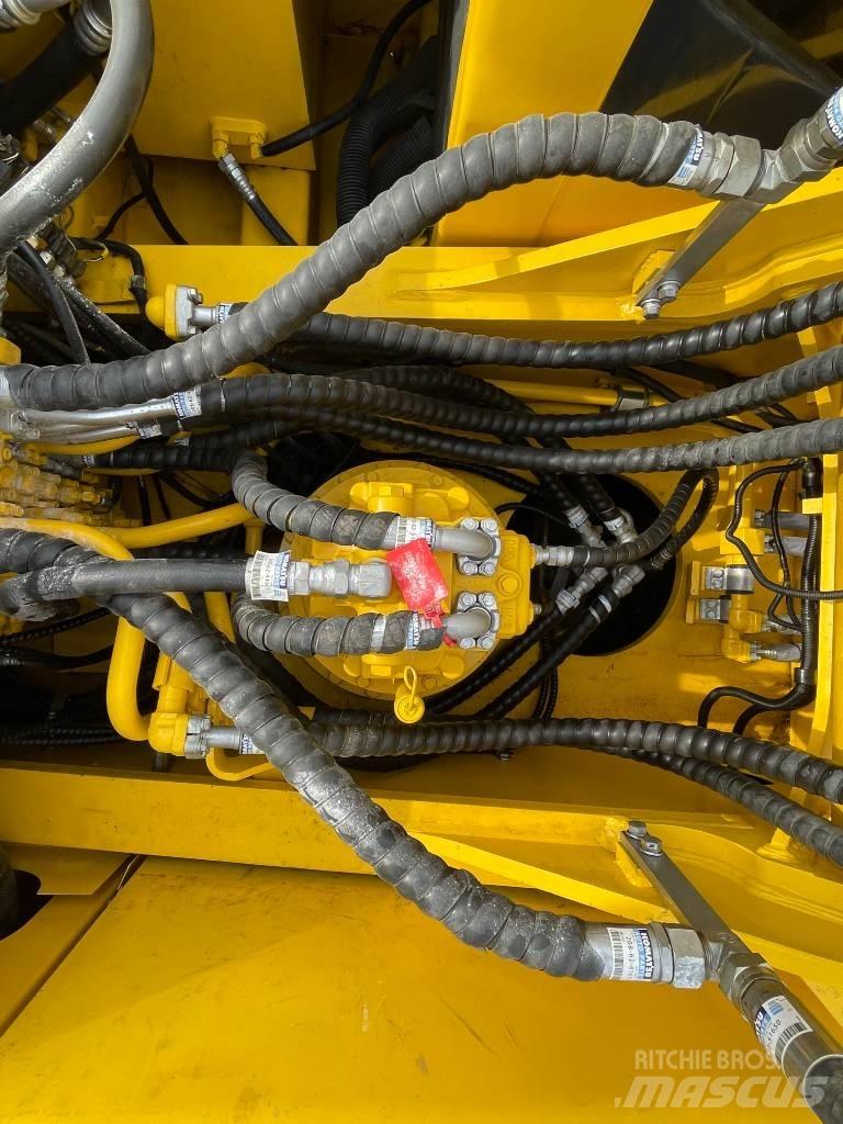 Komatsu PC 360 Paletli ekskavatörler